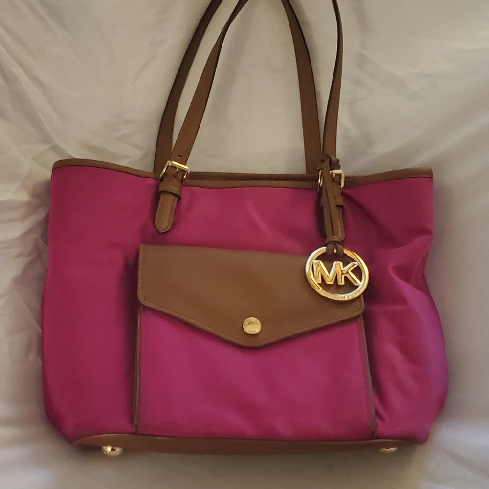 Michael Kors Magenta Tote - Picture 1 of 4